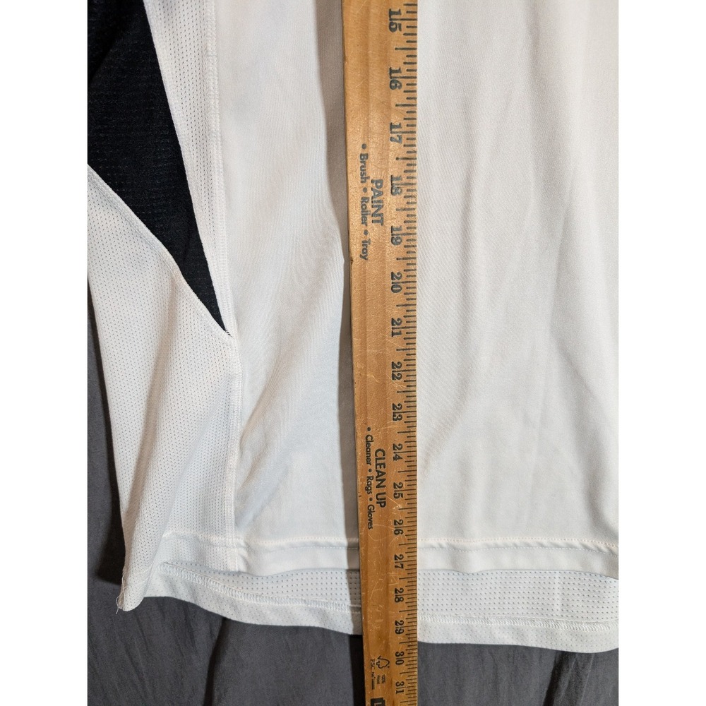 Champion Size Large Short Sleeve White Sports‎ Shirt - Picture 5 of 12